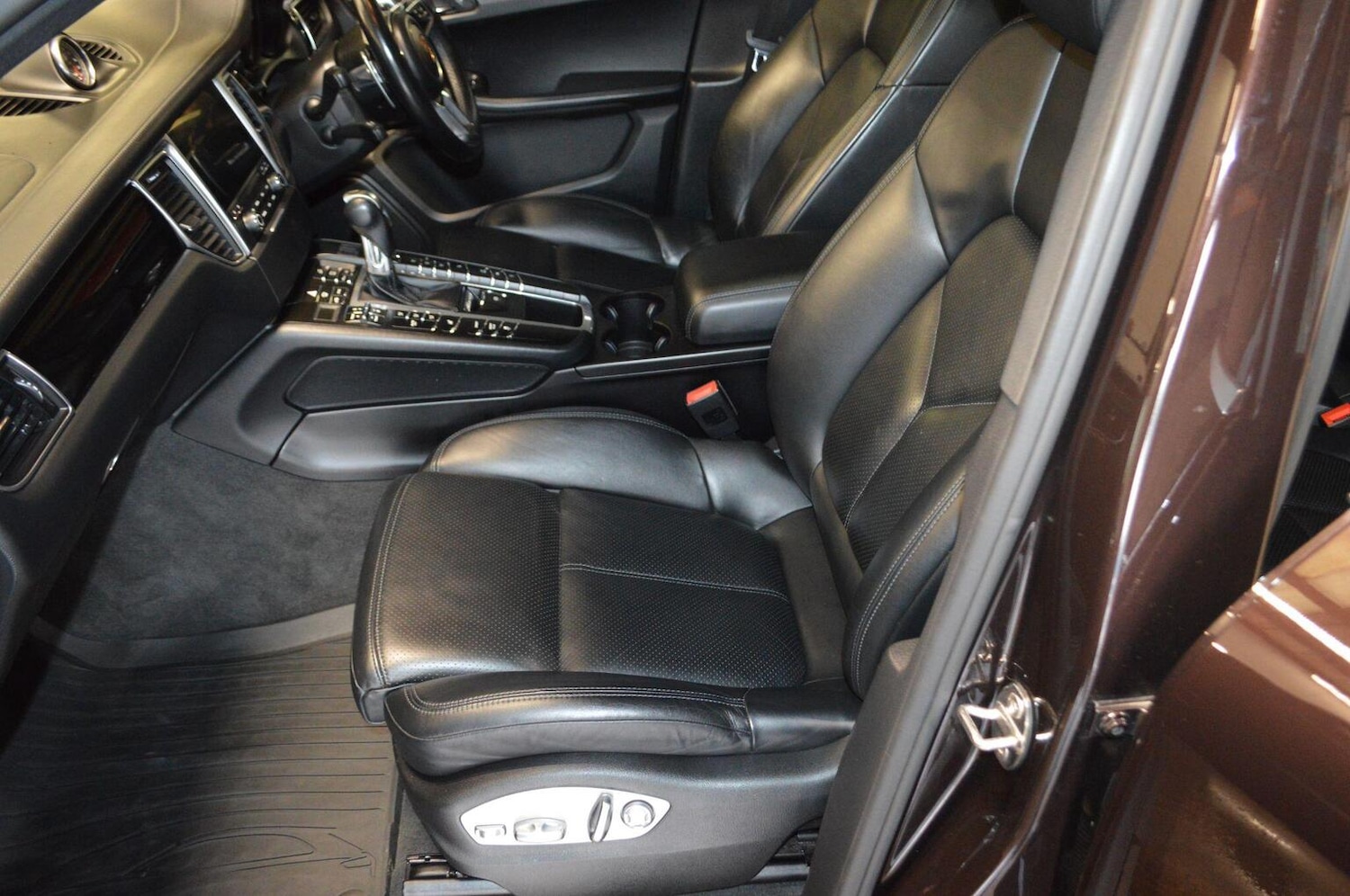 Used Porsche Macan 2017 for sale - 76769514: Photo 13