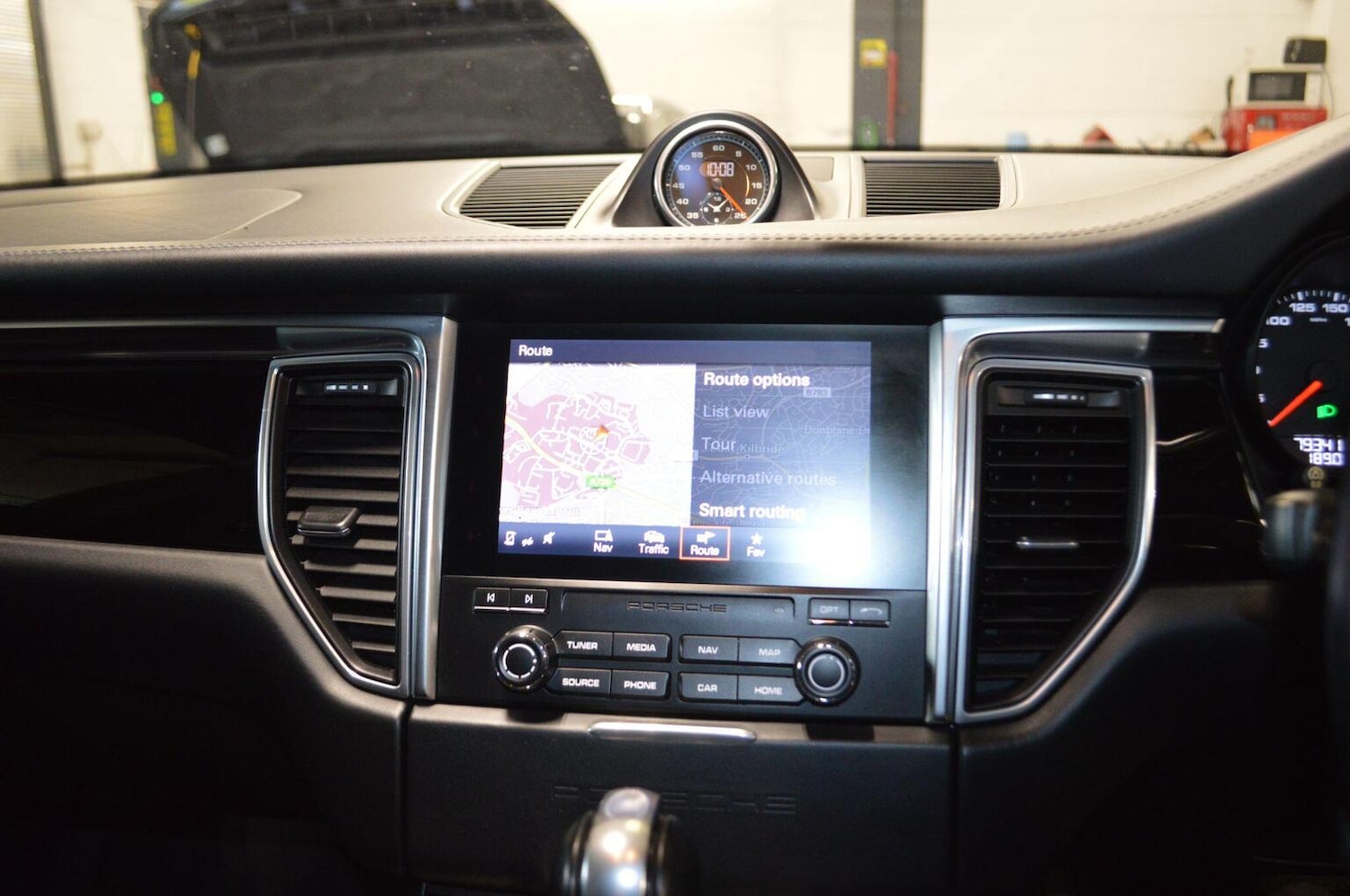 Used Porsche Macan 2017 for sale - 76769514: Photo 18