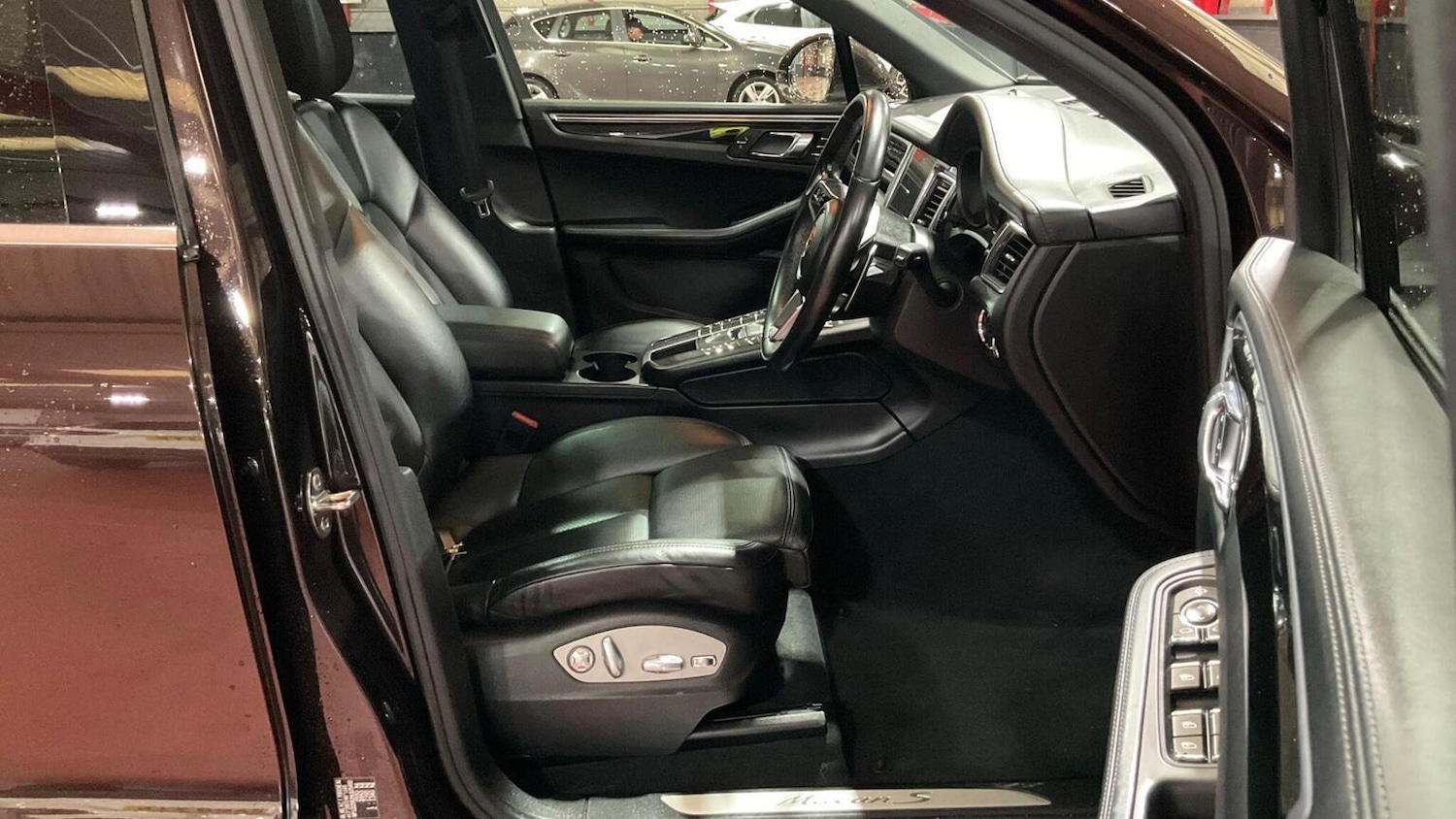 Used Porsche Macan 2017 for sale - 76769514: Photo 27