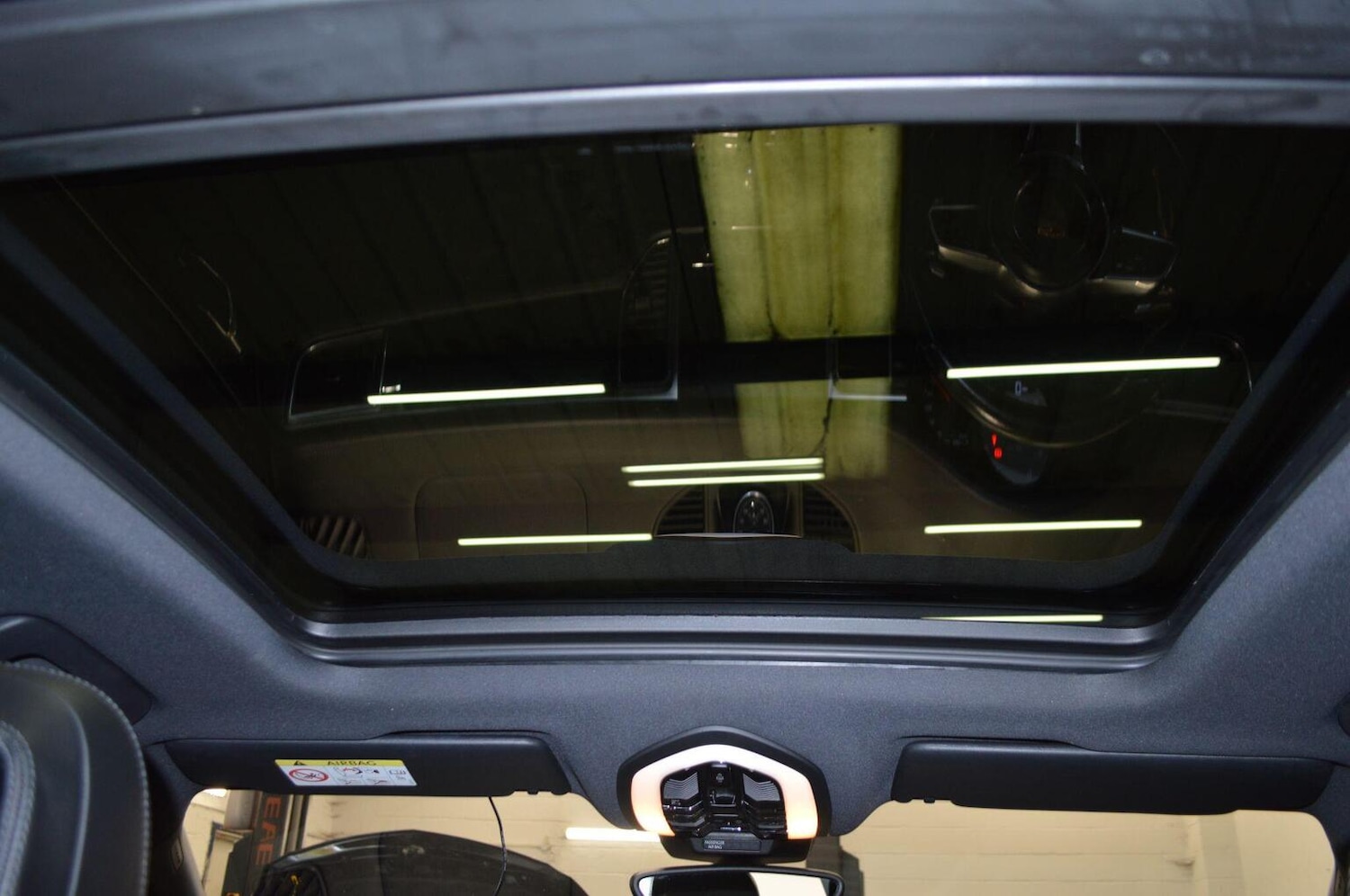 Used Porsche Macan 2017 for sale - 76769514: Photo 57