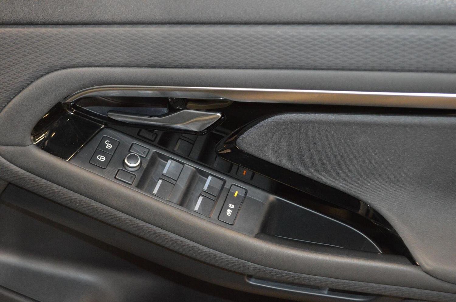 Used Land Rover Range Rover Evoque 2020 for sale - 76273326: Photo 47