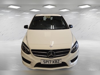 Used Mercedes-Benz B Class 2017 for sale - 76769575: Photo