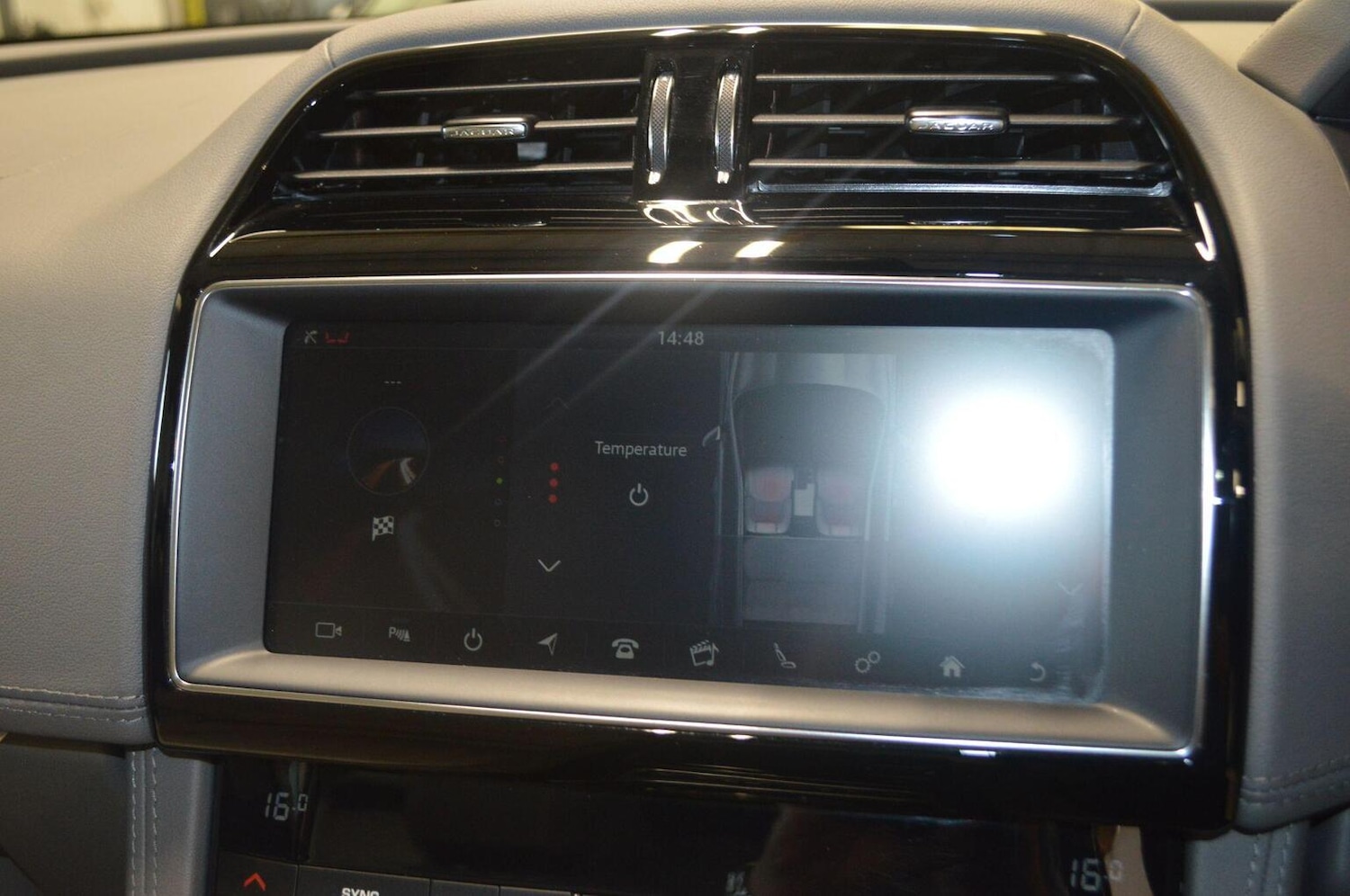 Used Jaguar F-Pace 2018 for sale - 76107298: Photo 22