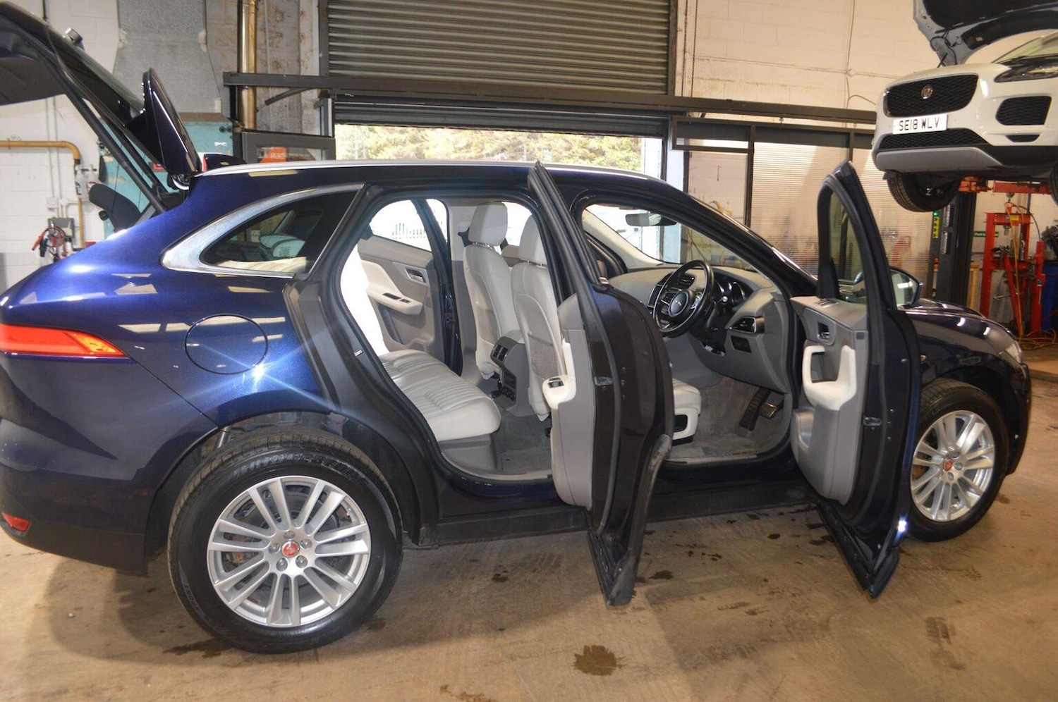 Used Jaguar F-Pace 2018 for sale - 76107298: Photo 58