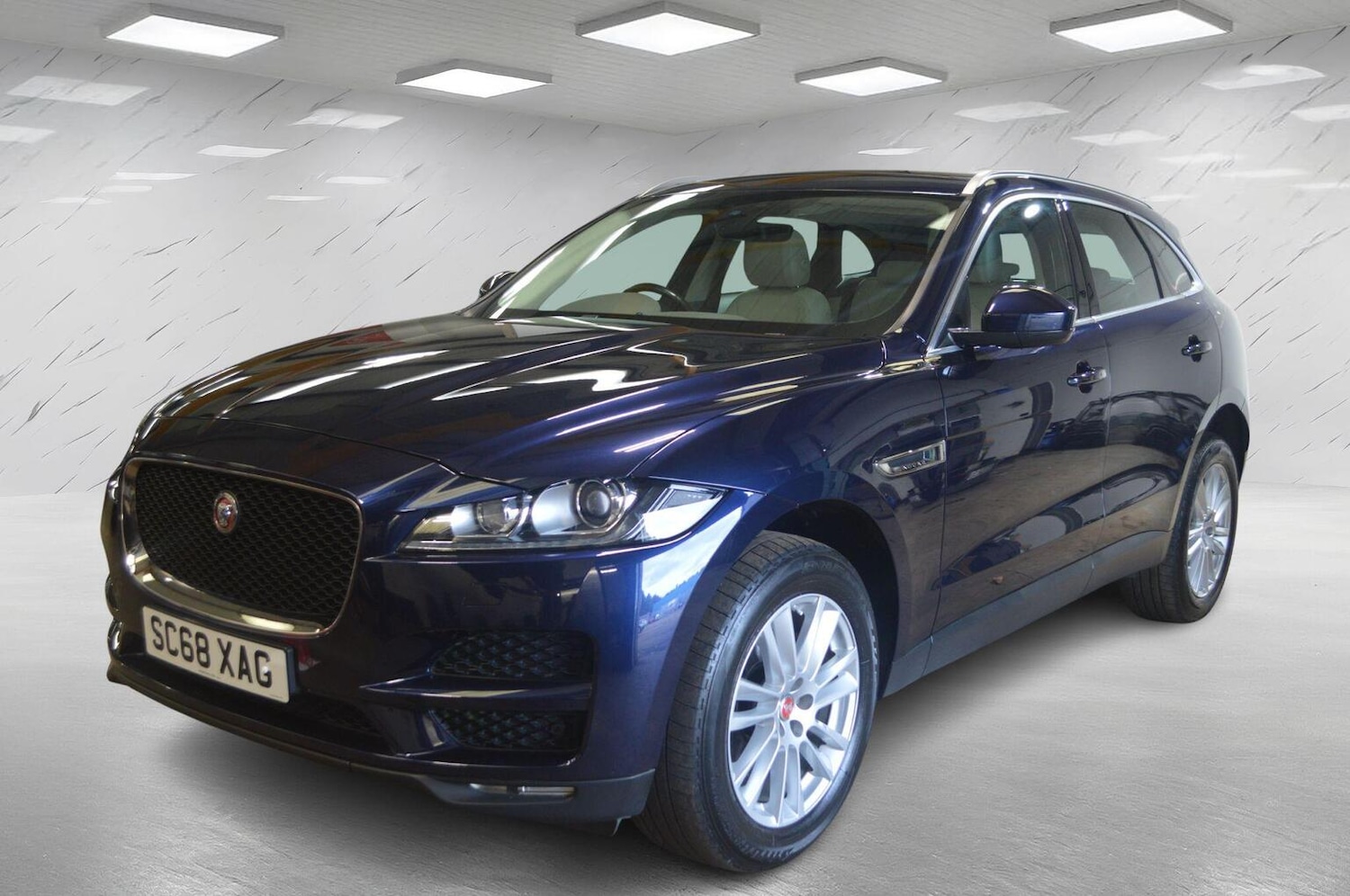 Used Jaguar F-Pace 2018 for sale - 76107298: Photo 63