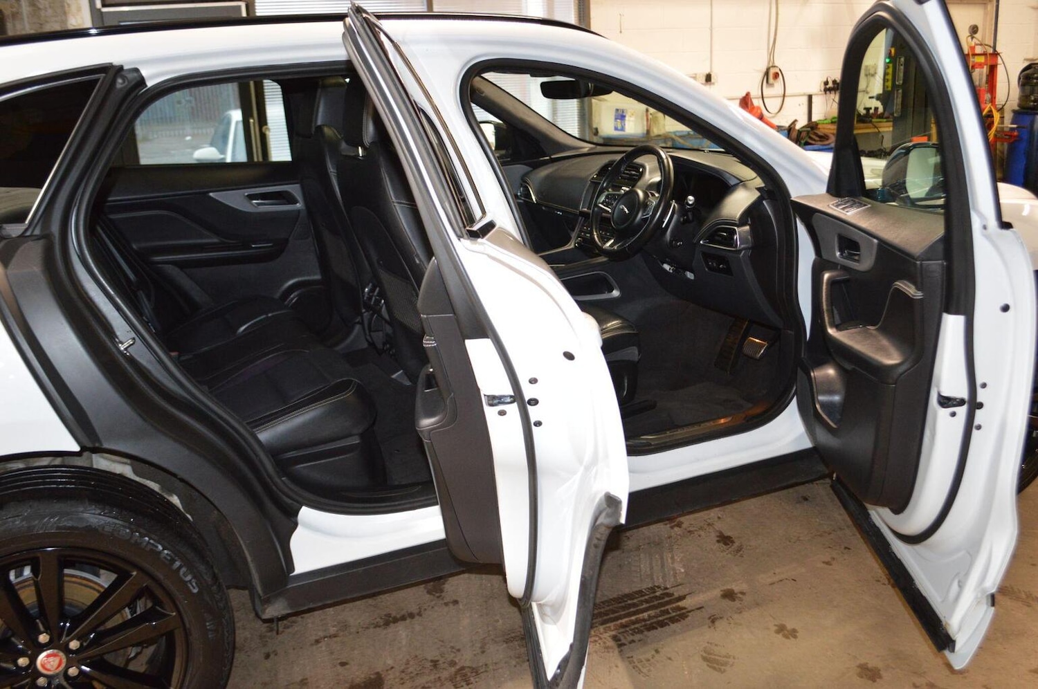 Used Jaguar F-Pace 2020 for sale - 77140755: Photo 28