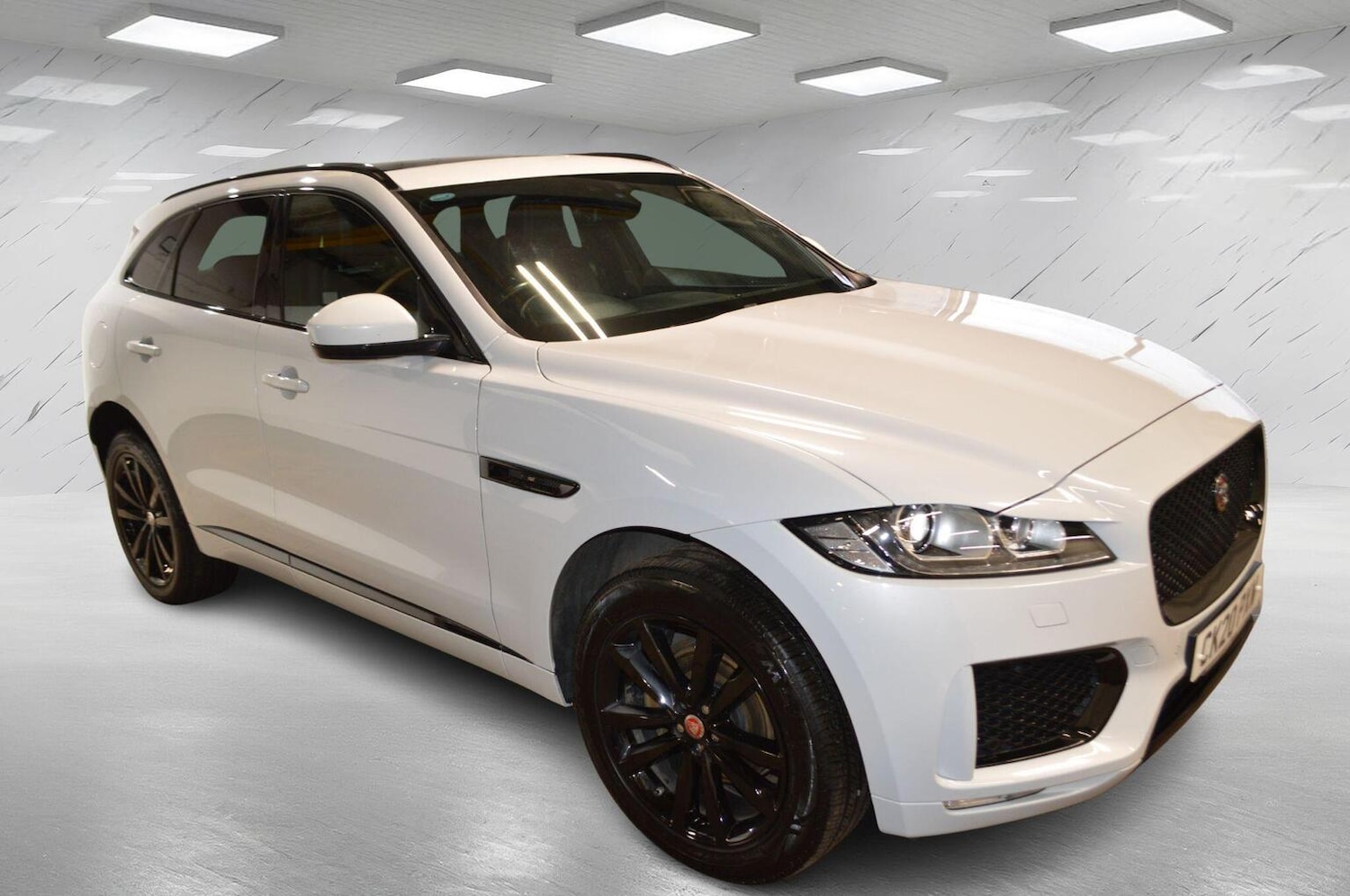 Used Jaguar F-Pace 2020 for sale - 77140755: Photo 4