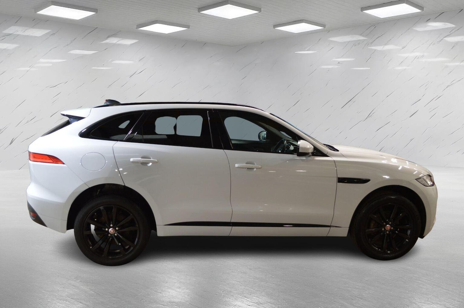 Used Jaguar F-Pace 2020 for sale - 77140755: Photo 9