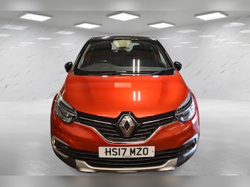 Used Renault Captur 2017 for sale - 76198173: Photo 2