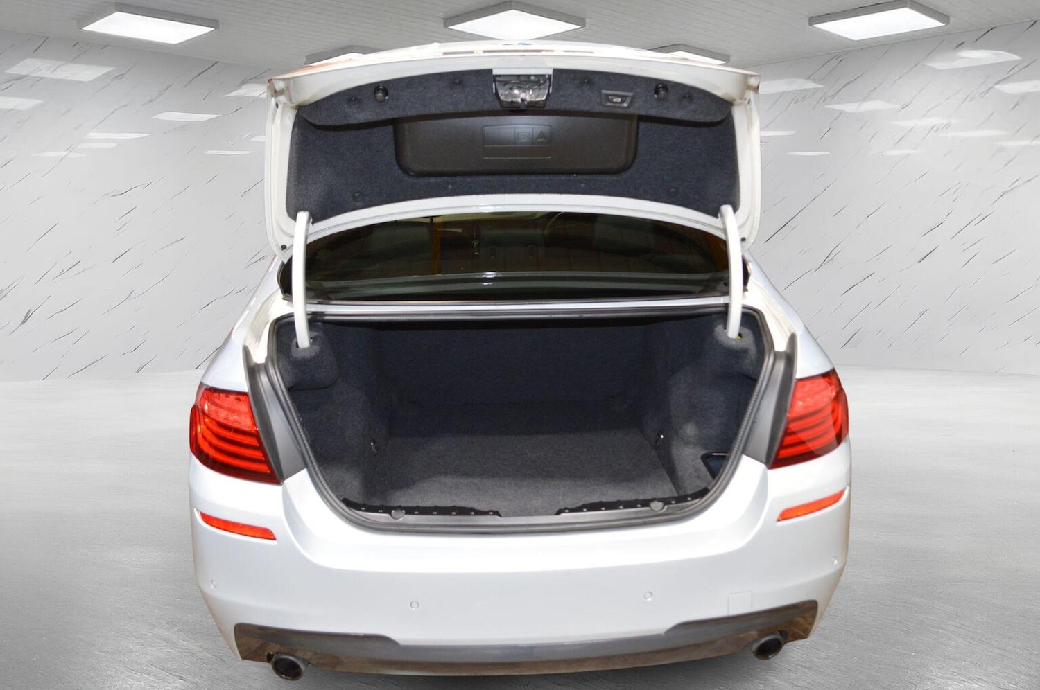 Used BMW 5 Series 2016 for sale - 76618707: Photo 10