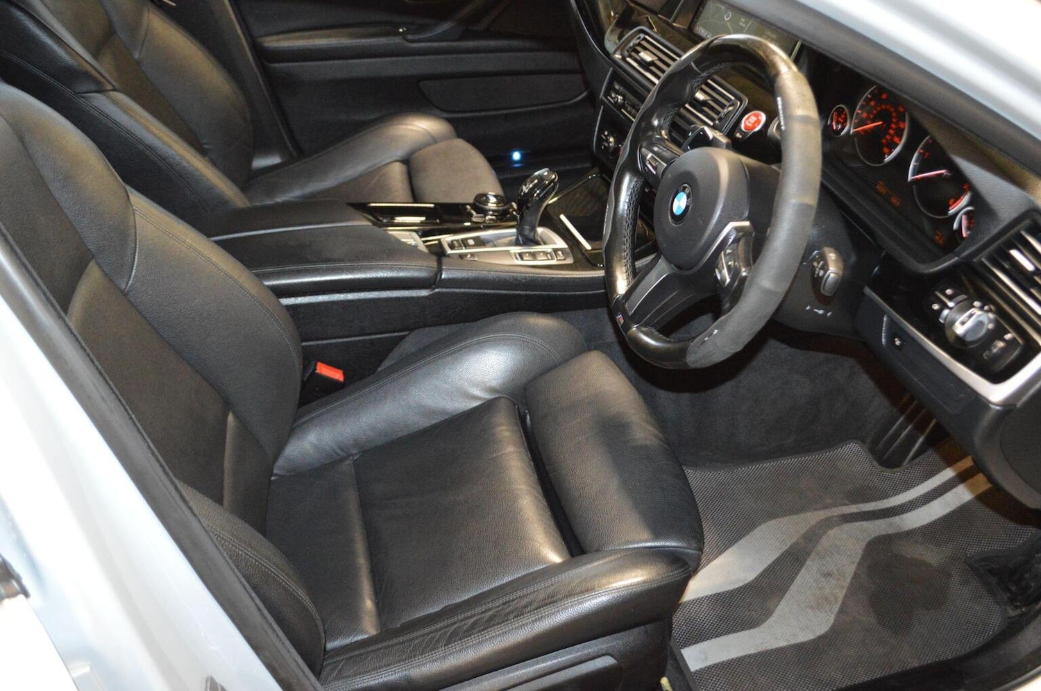 Used BMW 5 Series 2016 for sale - 76618707: Photo 12