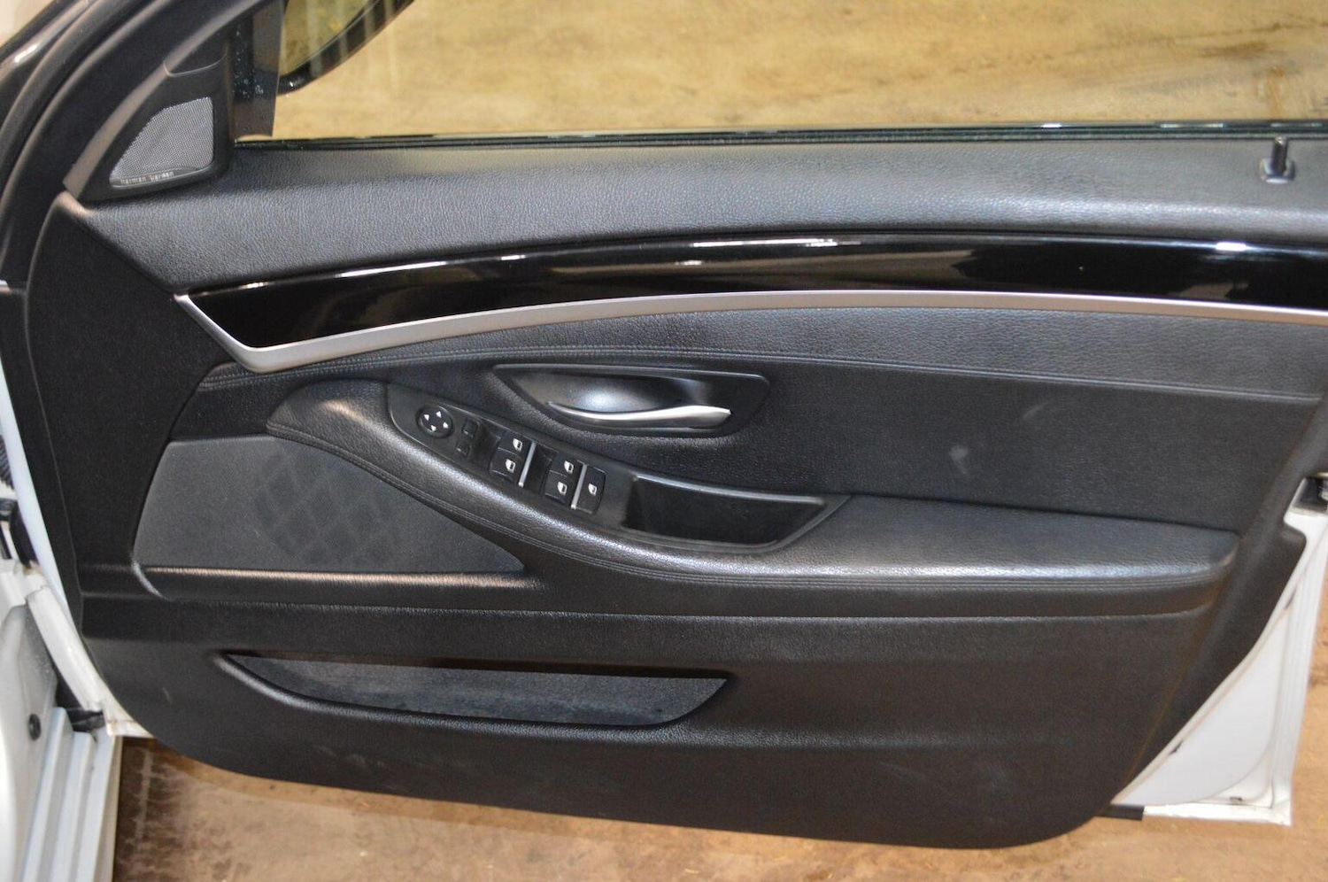 Used BMW 5 Series 2016 for sale - 76618707: Photo 57