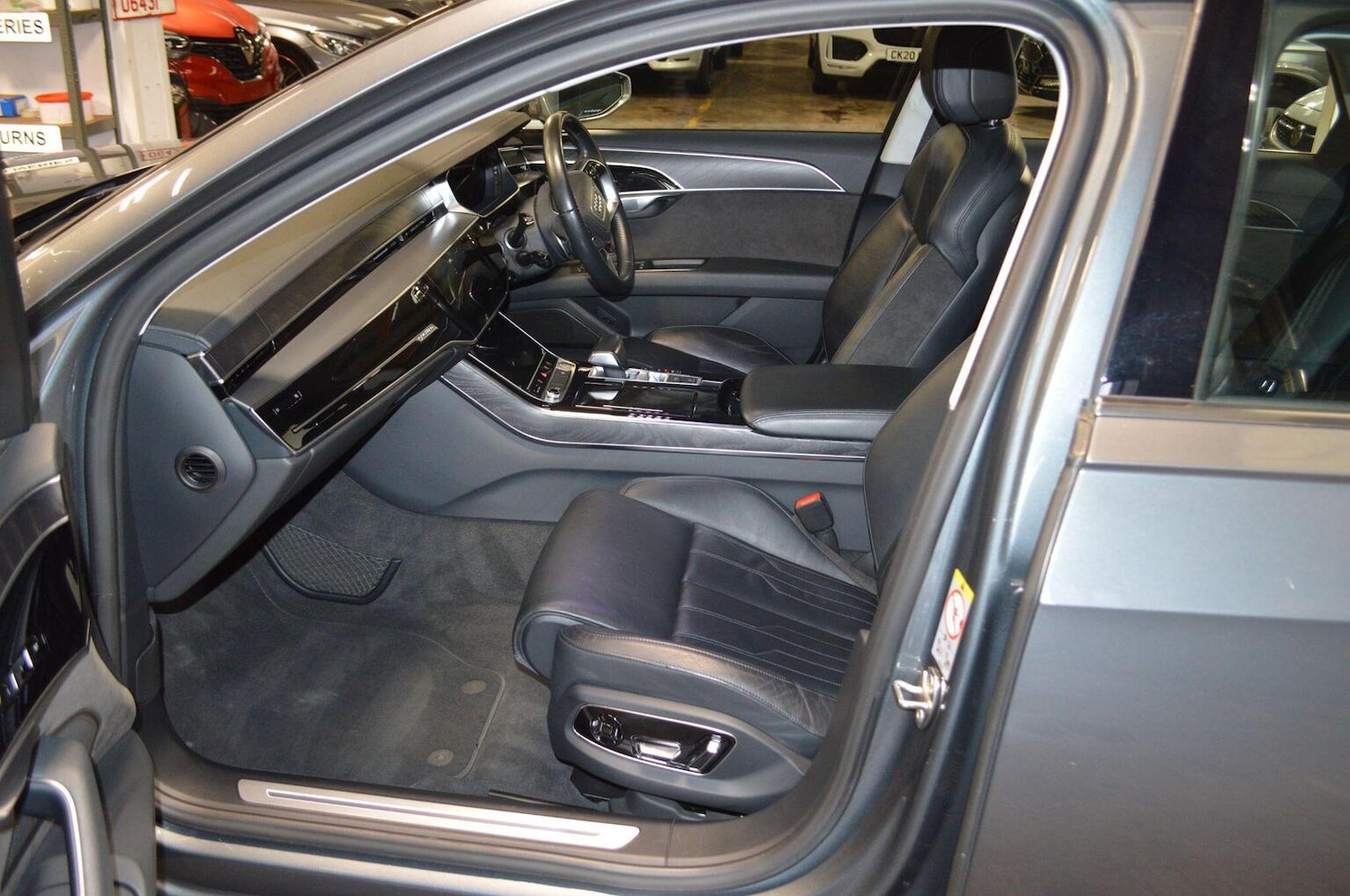 Used Audi A8 2018 for sale - 77213465: Photo 13