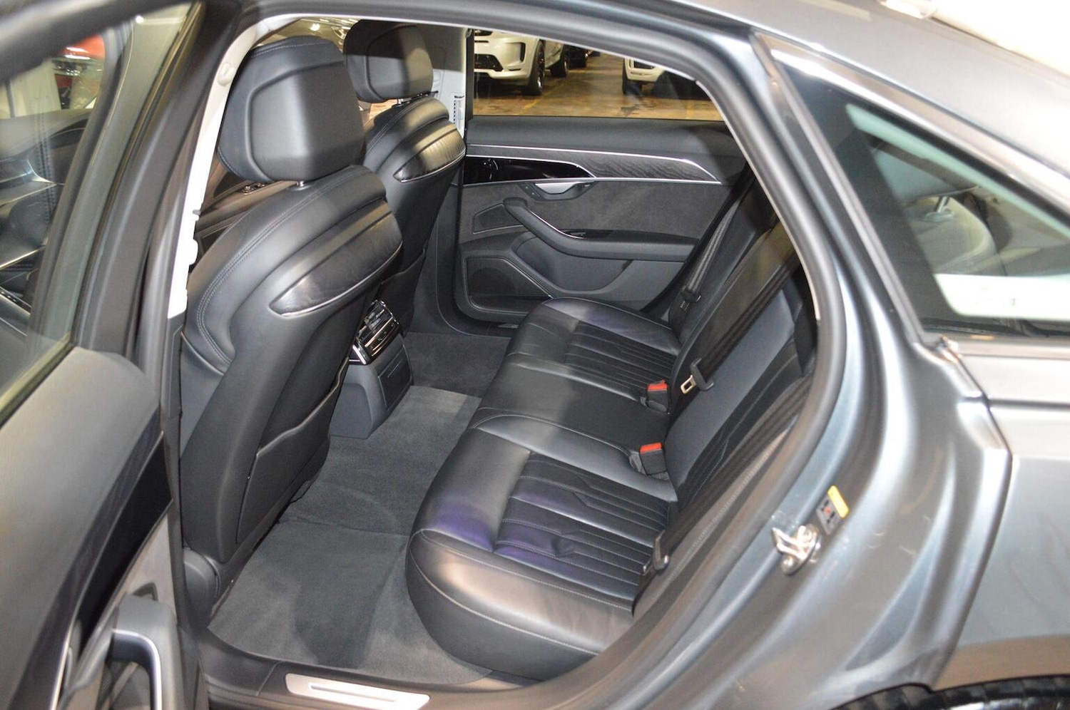 Used Audi A8 2018 for sale - 77213465: Photo 21