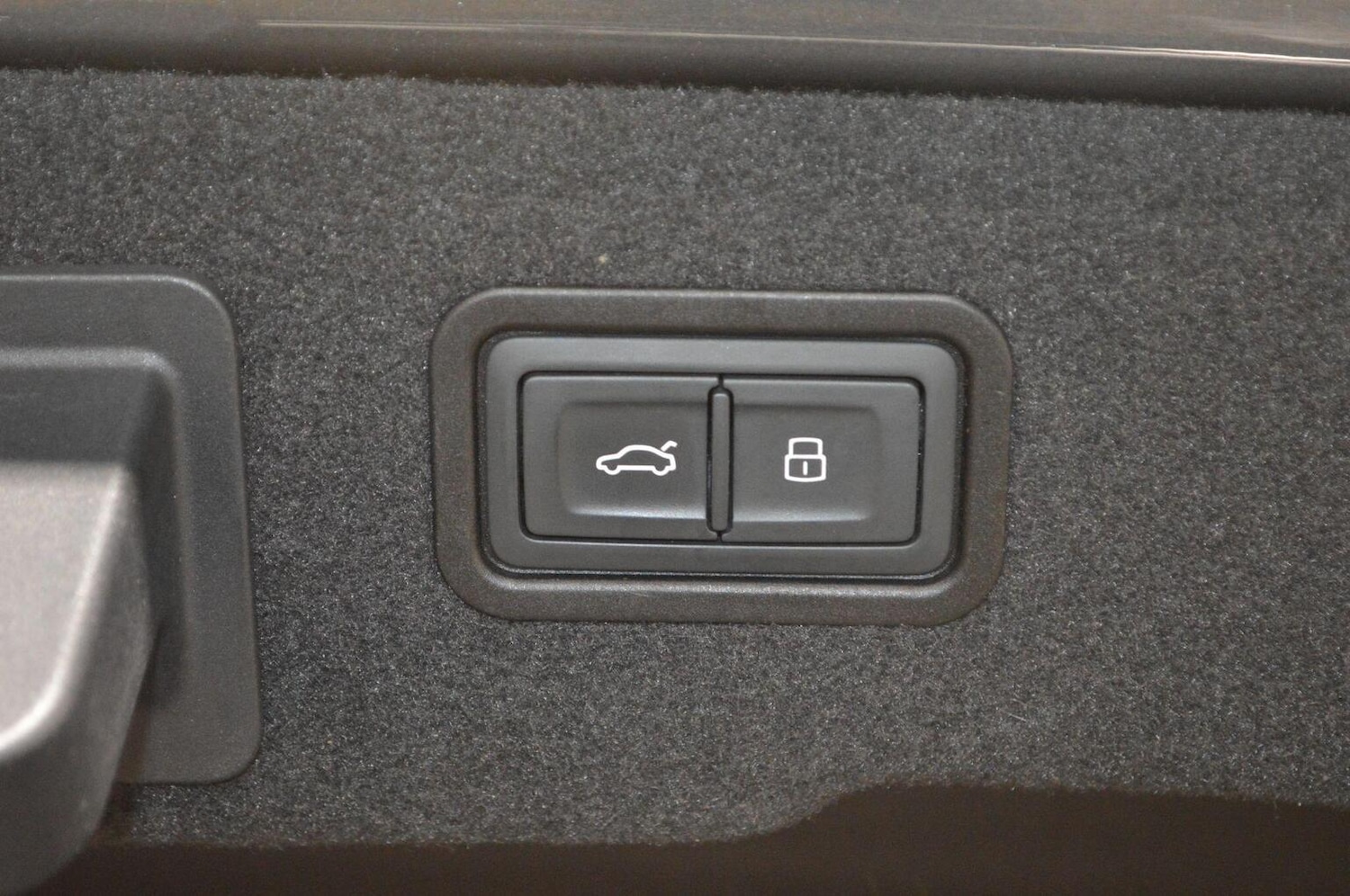 Used Audi A8 2018 for sale - 77213465: Photo 45