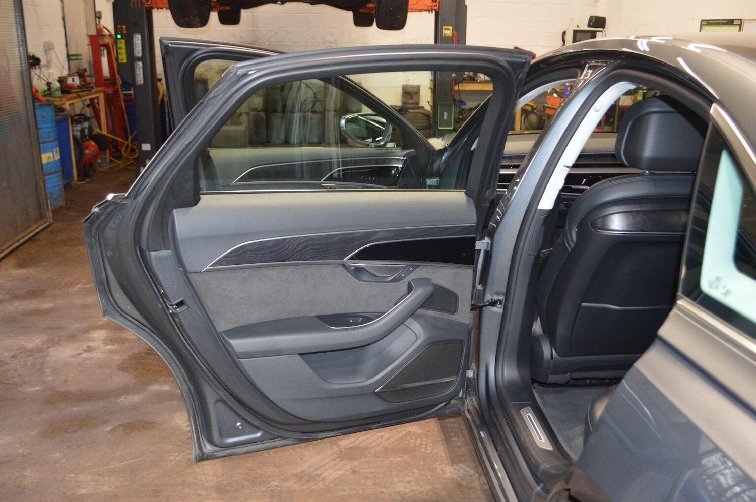 Used Audi A8 2018 for sale - 77213465: Photo 47