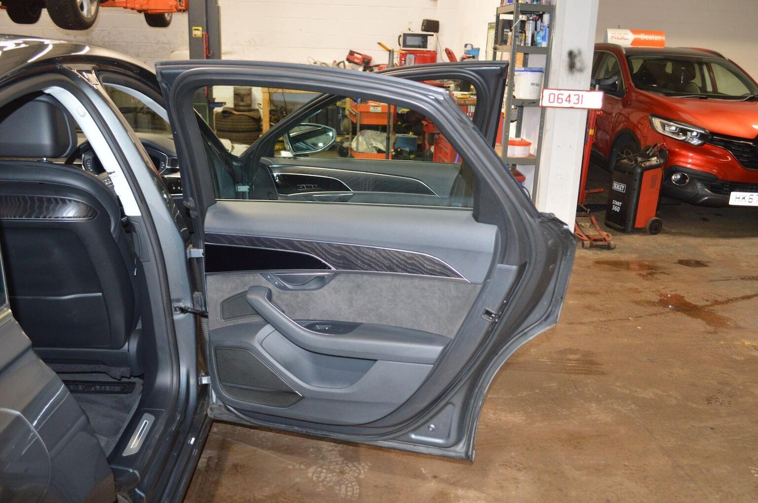 Used Audi A8 2018 for sale - 77213465: Photo 48