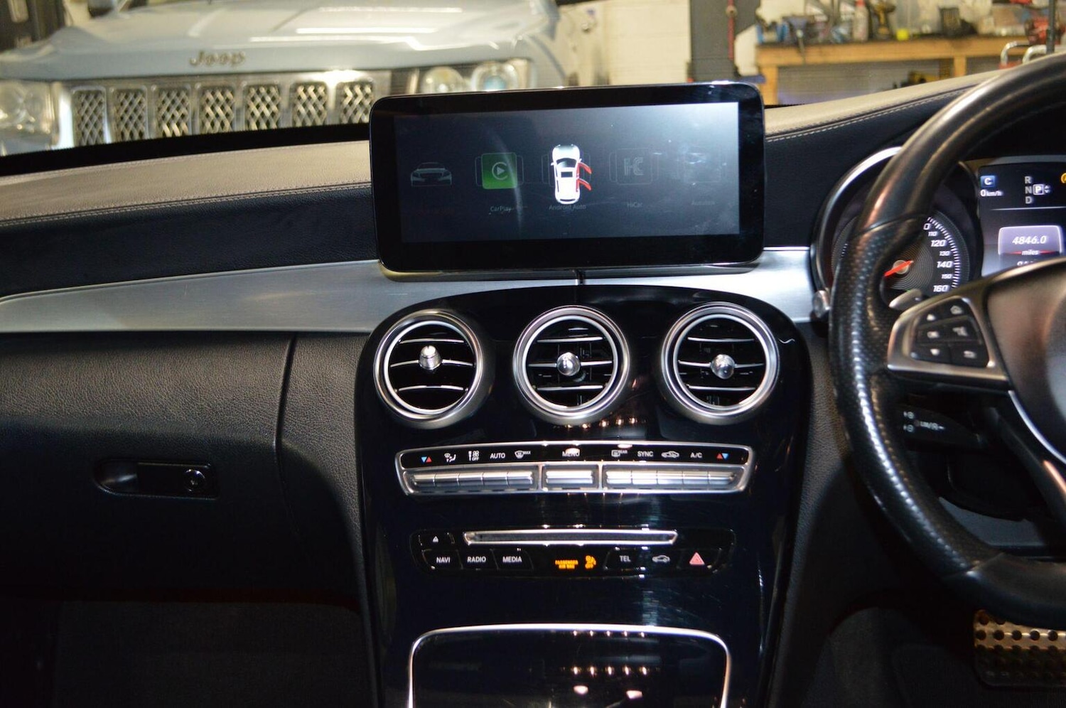 Used Mercedes-Benz C Class 2014 for sale - 77522041: Photo 26