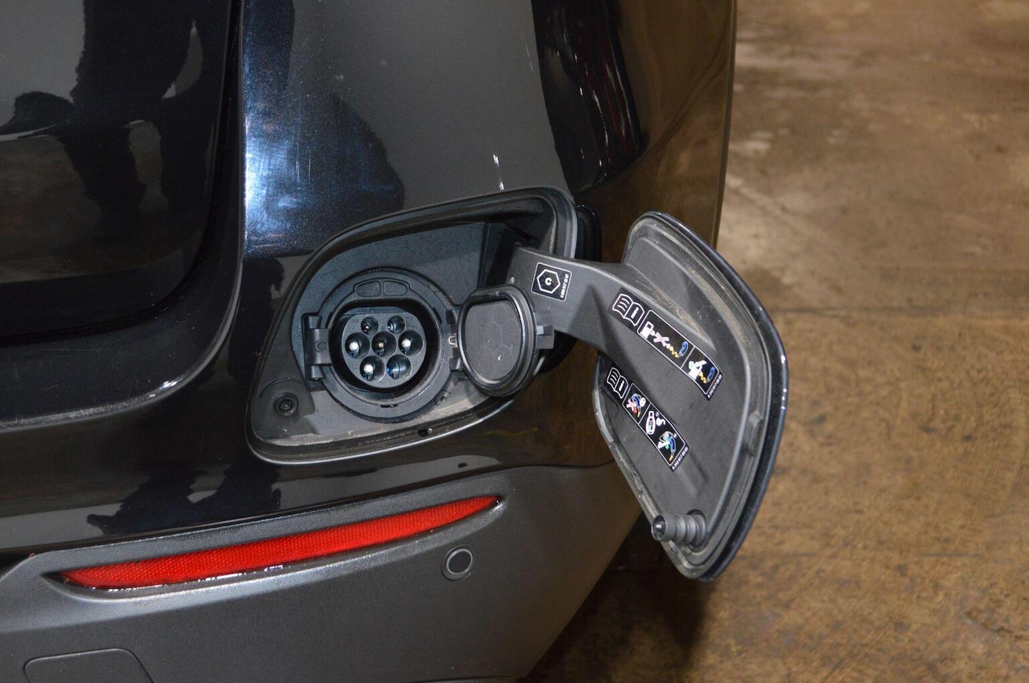 Used Mercedes-Benz GLC 2022 for sale - 77357382: Photo 35