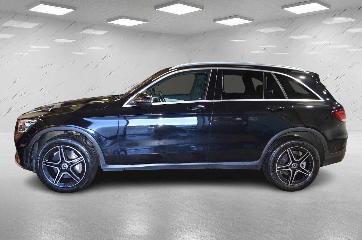 Used Mercedes-Benz GLC 2022 for sale - 77357382: Photo 5