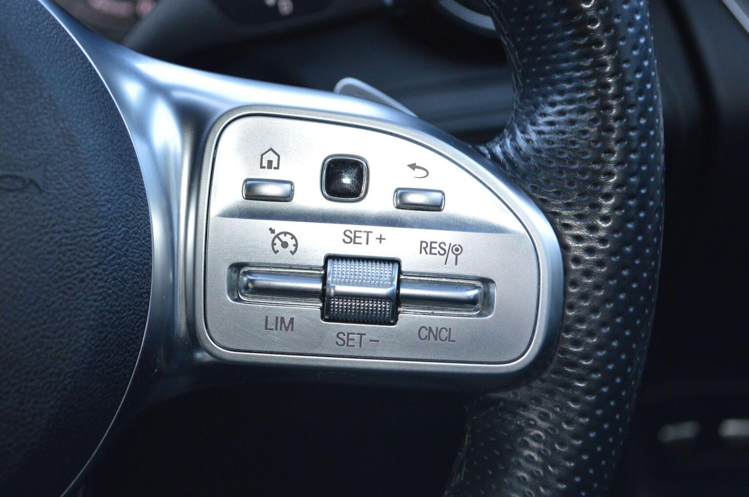 Used Mercedes-Benz GLC 2022 for sale - 77357382: Photo 66