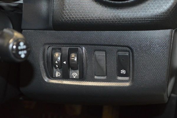 Used Renault Clio 2014 for sale - 76263018: Photo 42