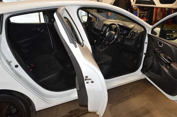 Used Renault Clio 2014 for sale - 76263018: Photo 48