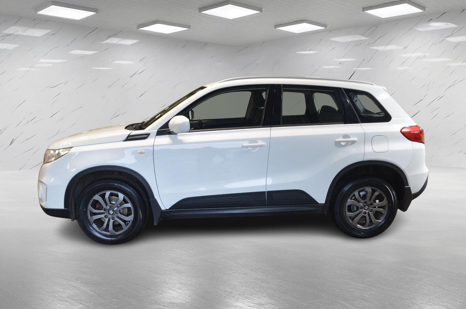 Used Suzuki Vitara 2017 for sale - 76334818: Photo 4