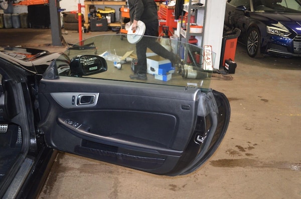 Used Mercedes-Benz SLK 2014 for sale - 75779342: Photo 49