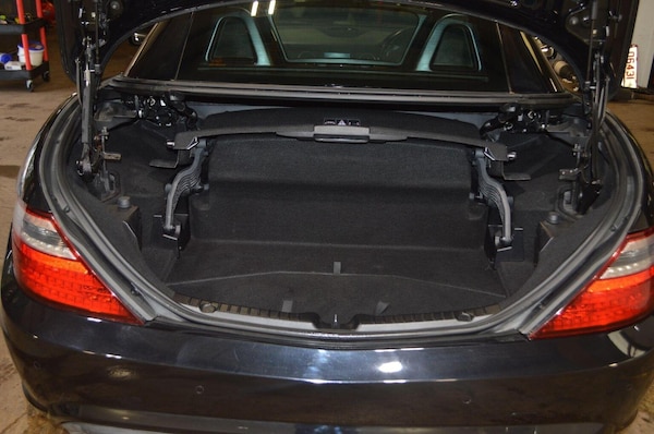 Used Mercedes-Benz SLK 2014 for sale - 75779342: Photo 52