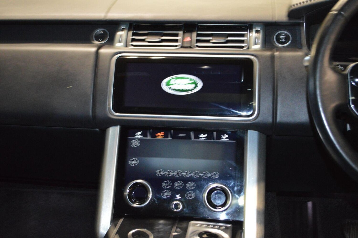 Used Land Rover Range Rover 2019 for sale - 76369349: Photo 17