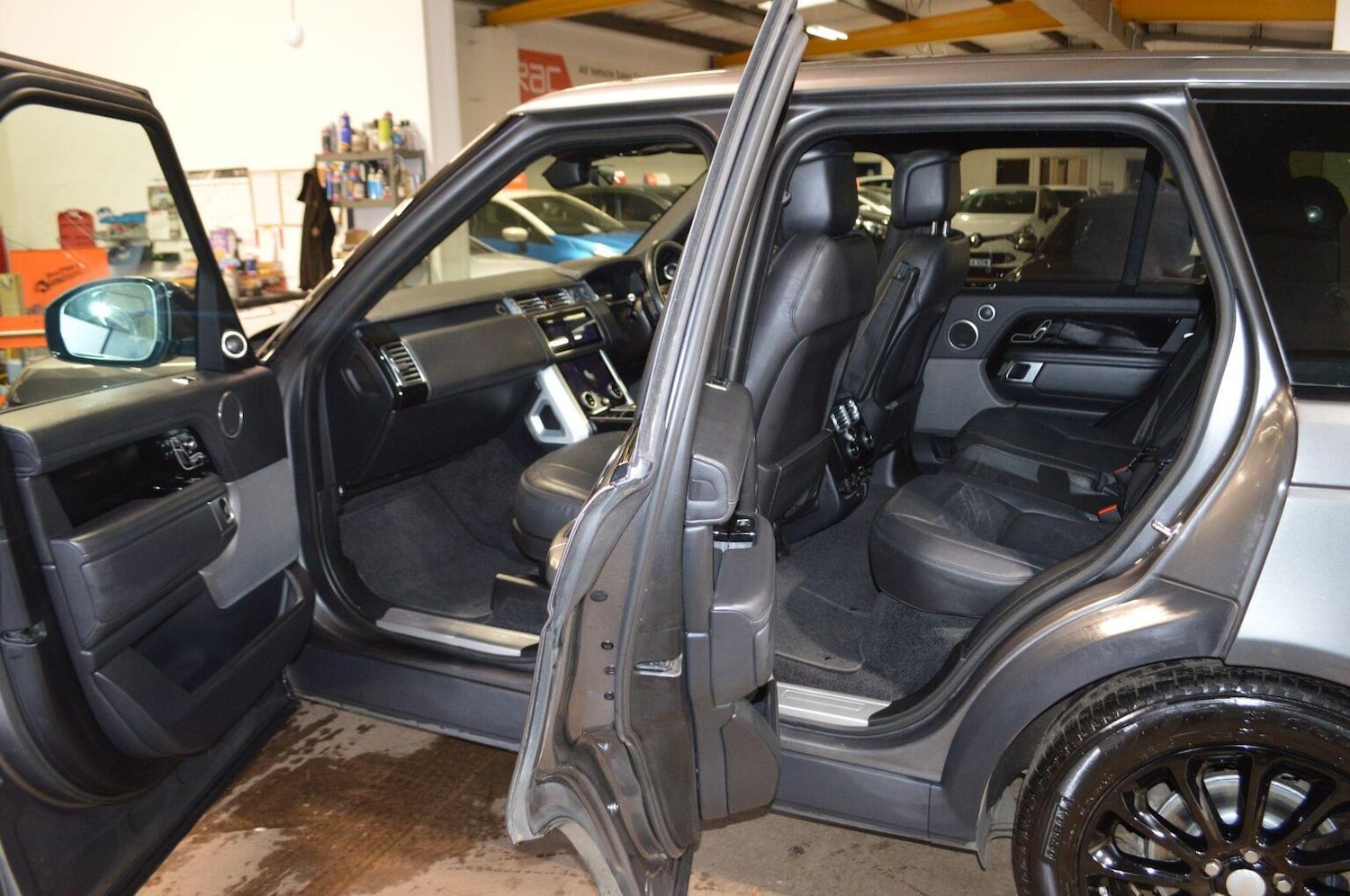 Used Land Rover Range Rover 2019 for sale - 76369349: Photo 56