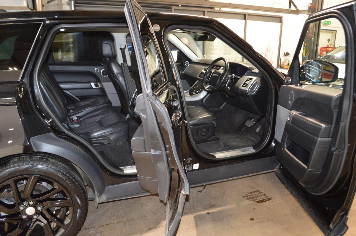 Used Land Rover Range Rover Sport 2020 for sale - 76699293: Photo 59