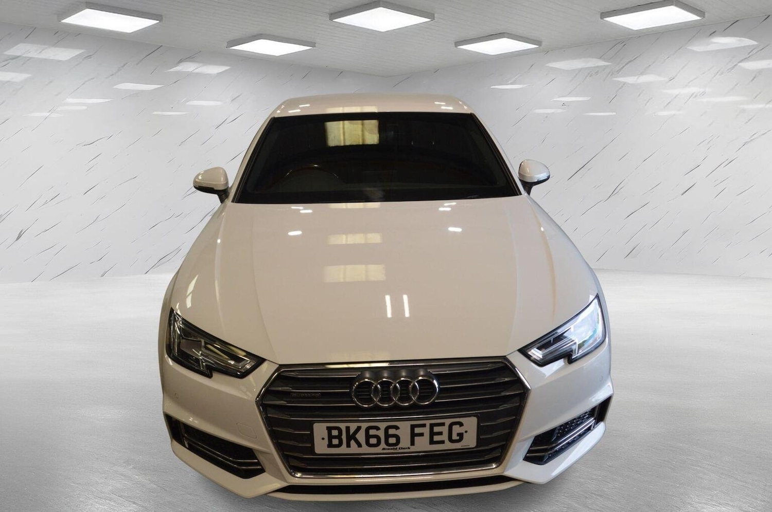 Used Audi A4 2016 for sale - 76769667: Photo 2