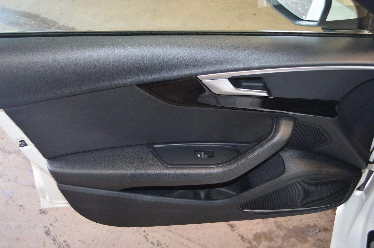 Used Audi A4 2016 for sale - 76769667: Photo 55