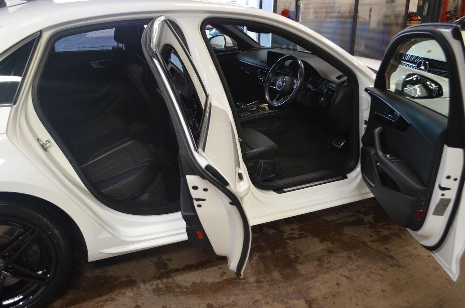 Used Audi A4 2016 for sale - 76769667: Photo 57