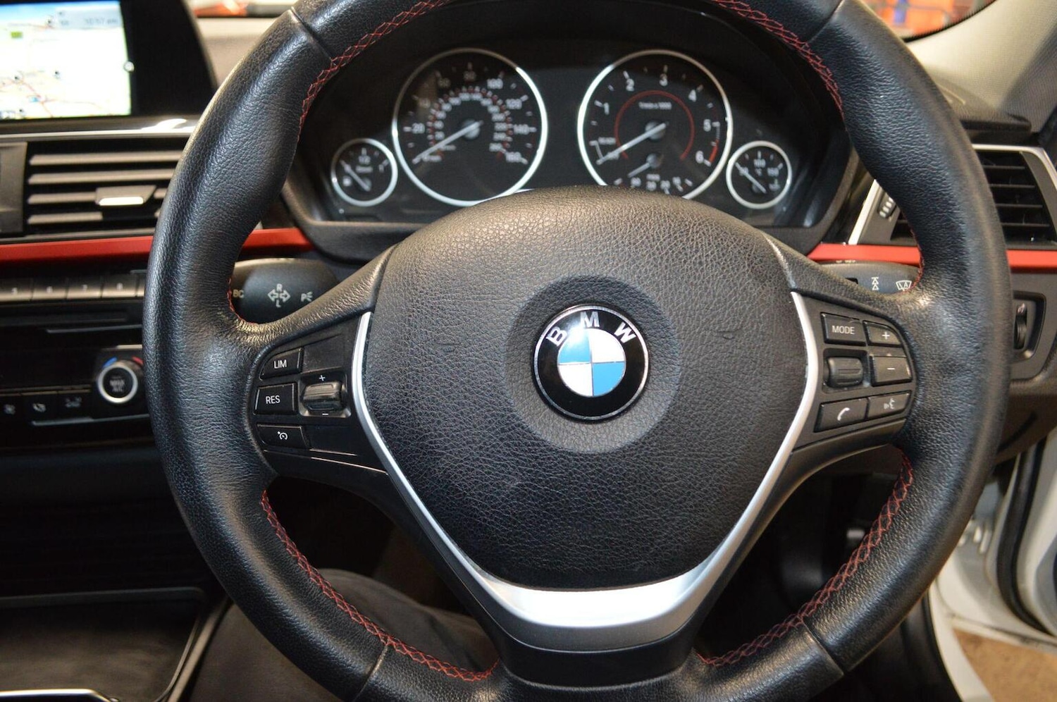 Used BMW 3 Series 2016 for sale - 77609973: Photo 19