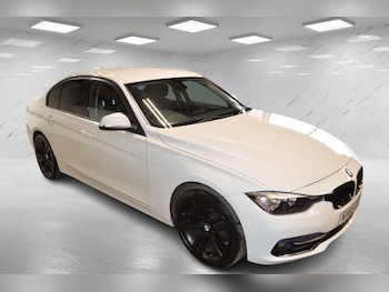 Used BMW 3 Series 2016 for sale - 77609973: Photo