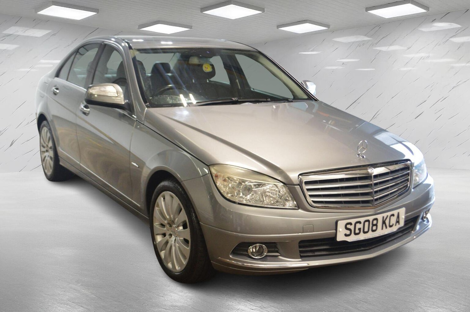 Used Mercedes-Benz C-Class 2008 for sale - 76128868: Photo 1