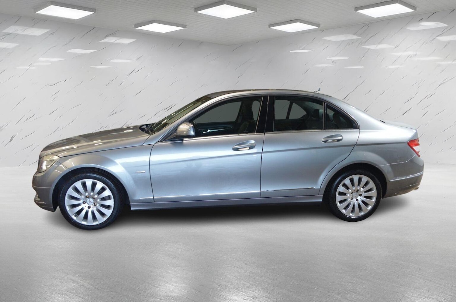 Used Mercedes-Benz C-Class 2008 for sale - 76128868: Photo 5