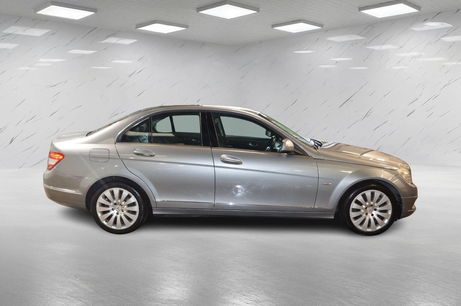 Used Mercedes-Benz C-Class 2008 for sale - 76128868: Photo 9