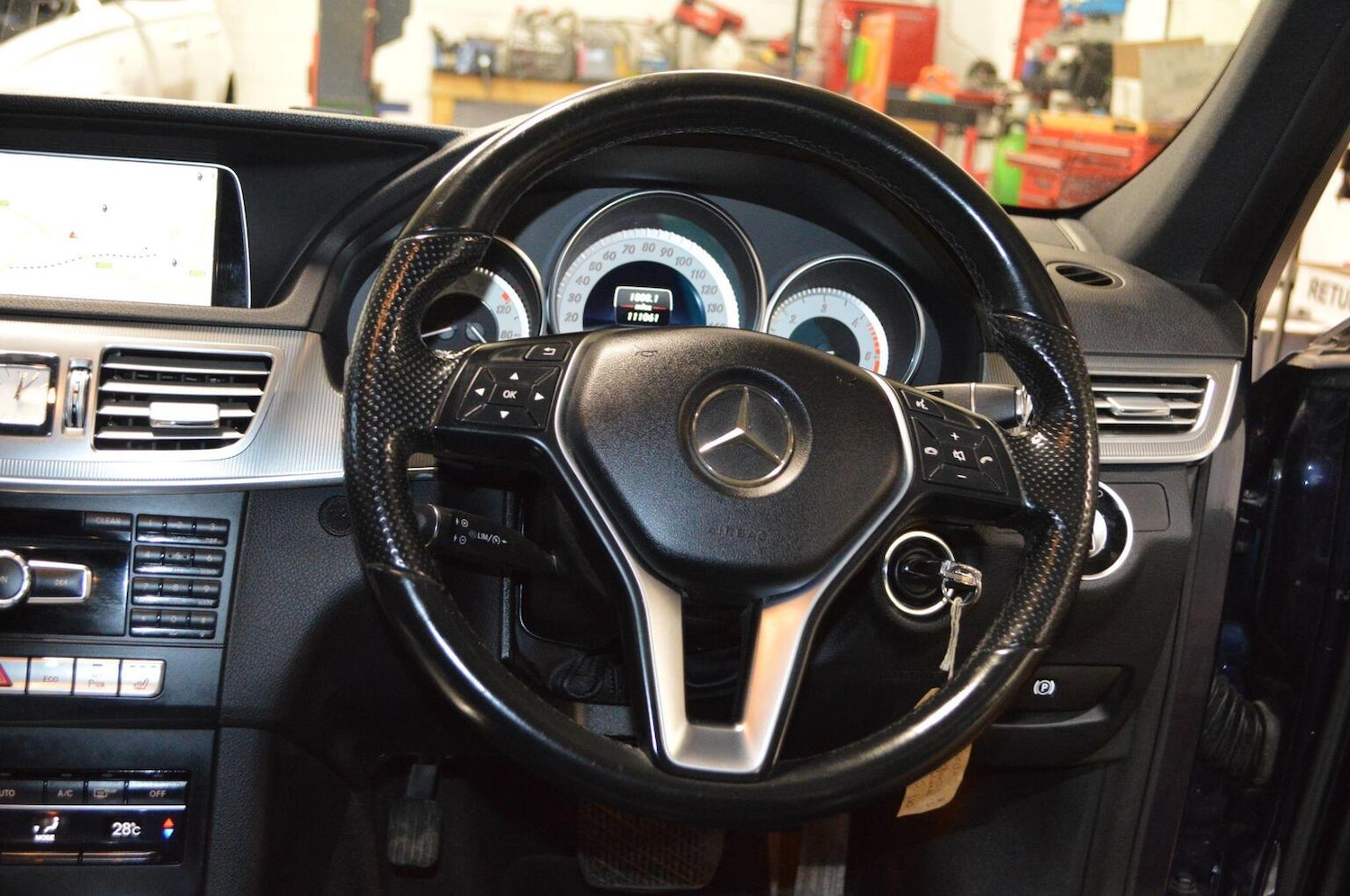 Used Mercedes-Benz E Class 2015 for sale - 77303580: Photo 14