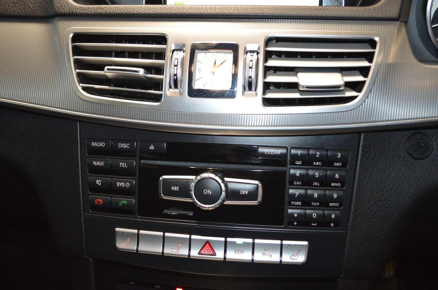 Used Mercedes-Benz E Class 2015 for sale - 77303580: Photo 36