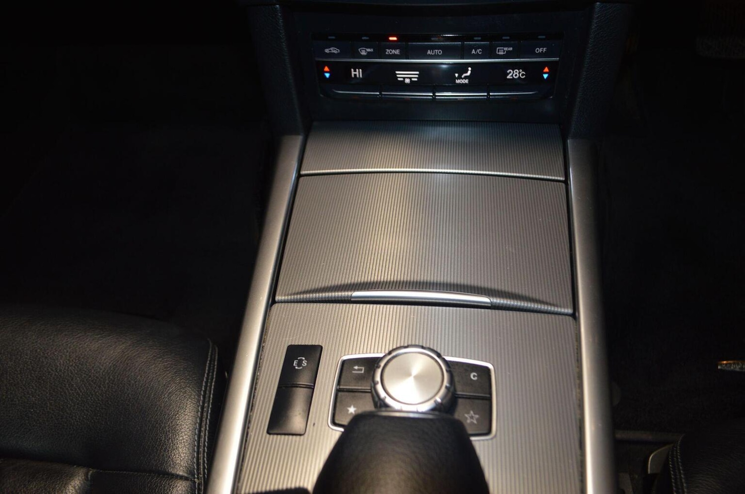 Used Mercedes-Benz E Class 2015 for sale - 77303580: Photo 38