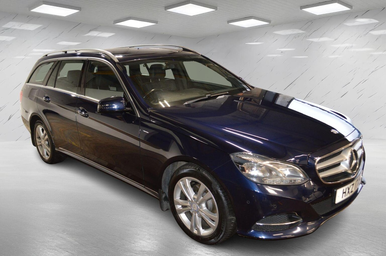 Used Mercedes-Benz E Class 2015 for sale - 77303580: Photo 4