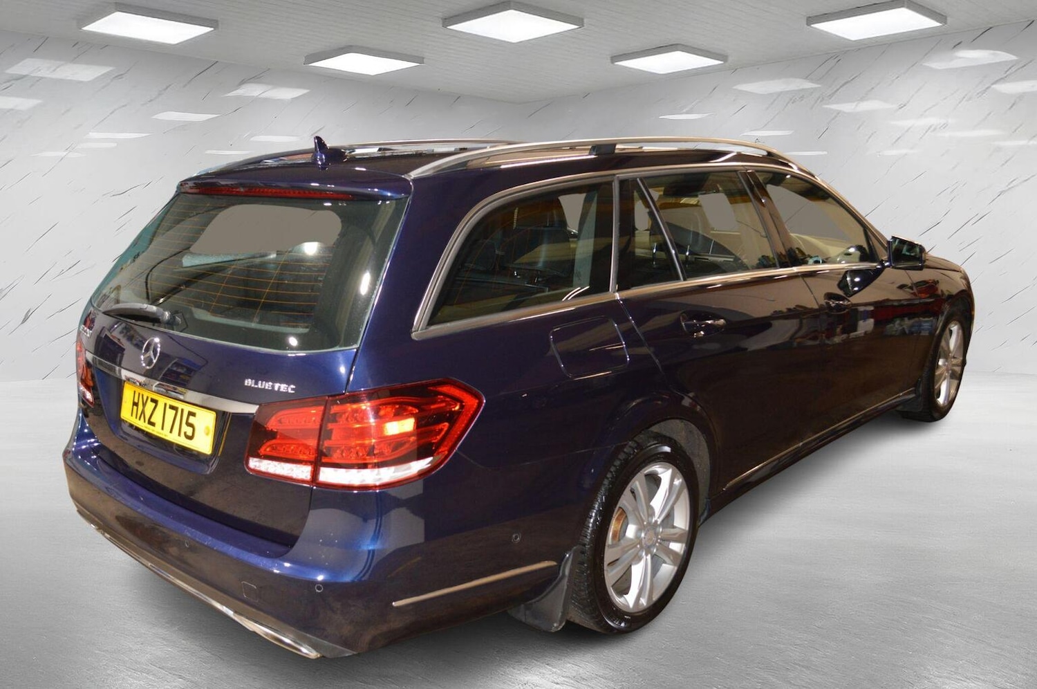 Used Mercedes-Benz E Class 2015 for sale - 77303580: Photo 8