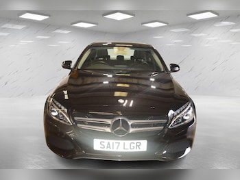 Used Mercedes-Benz C-Class 2017 for sale - 76120217: Photo 2