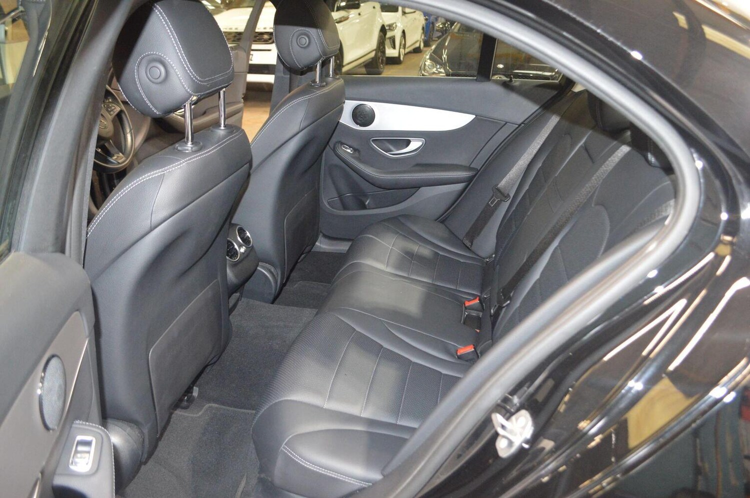 Used Mercedes-Benz C-Class 2017 for sale - 76120217: Photo 36