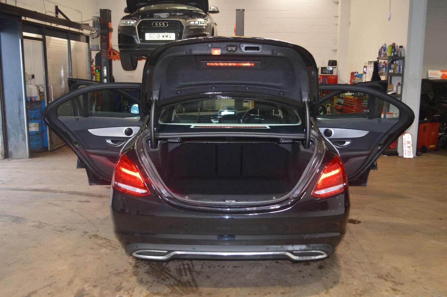Used Mercedes-Benz C-Class 2017 for sale - 76120217: Photo 45