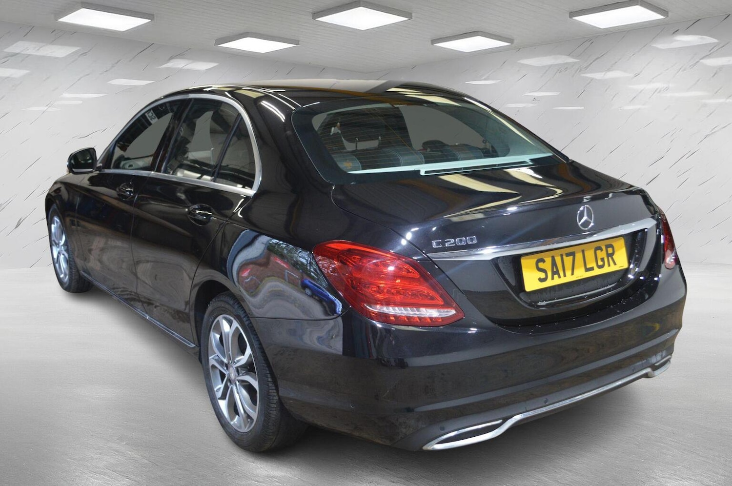 Used Mercedes-Benz C-Class 2017 for sale - 76120217: Photo 6